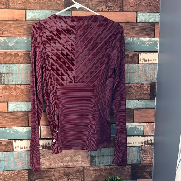 Lululemon long sleeve running shirt - Picture 2 of 3